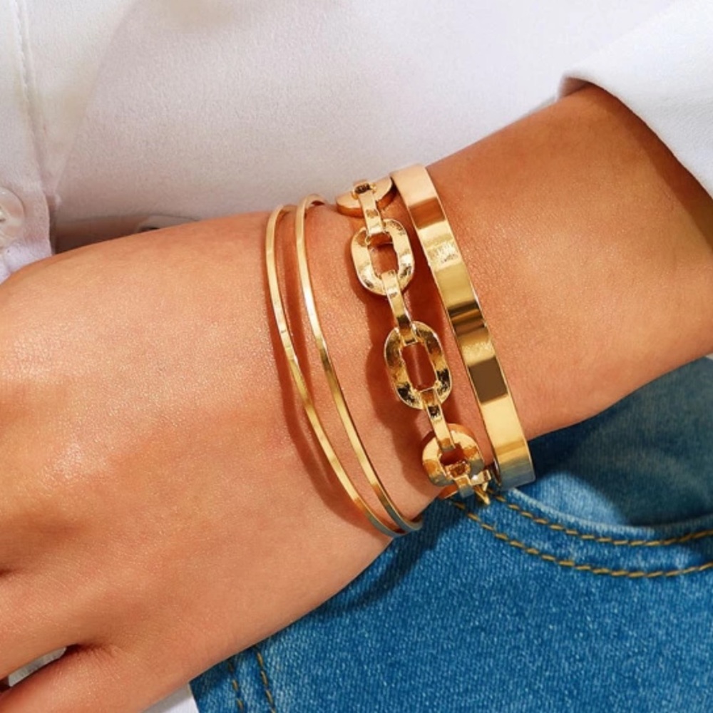 NEW Set of 3 Arm candy bracelets